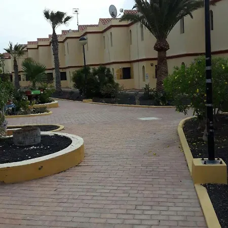 Apartment Beautiful House With Swimming Pool *